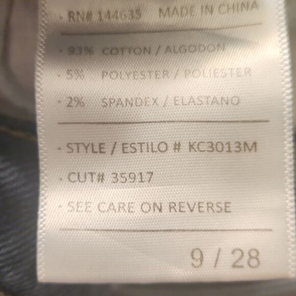 KanCan Women's Blue Denim Straight Leg Jeans w/ Extra Ankle Detailing Size 9/28 - Picture 12 of 12